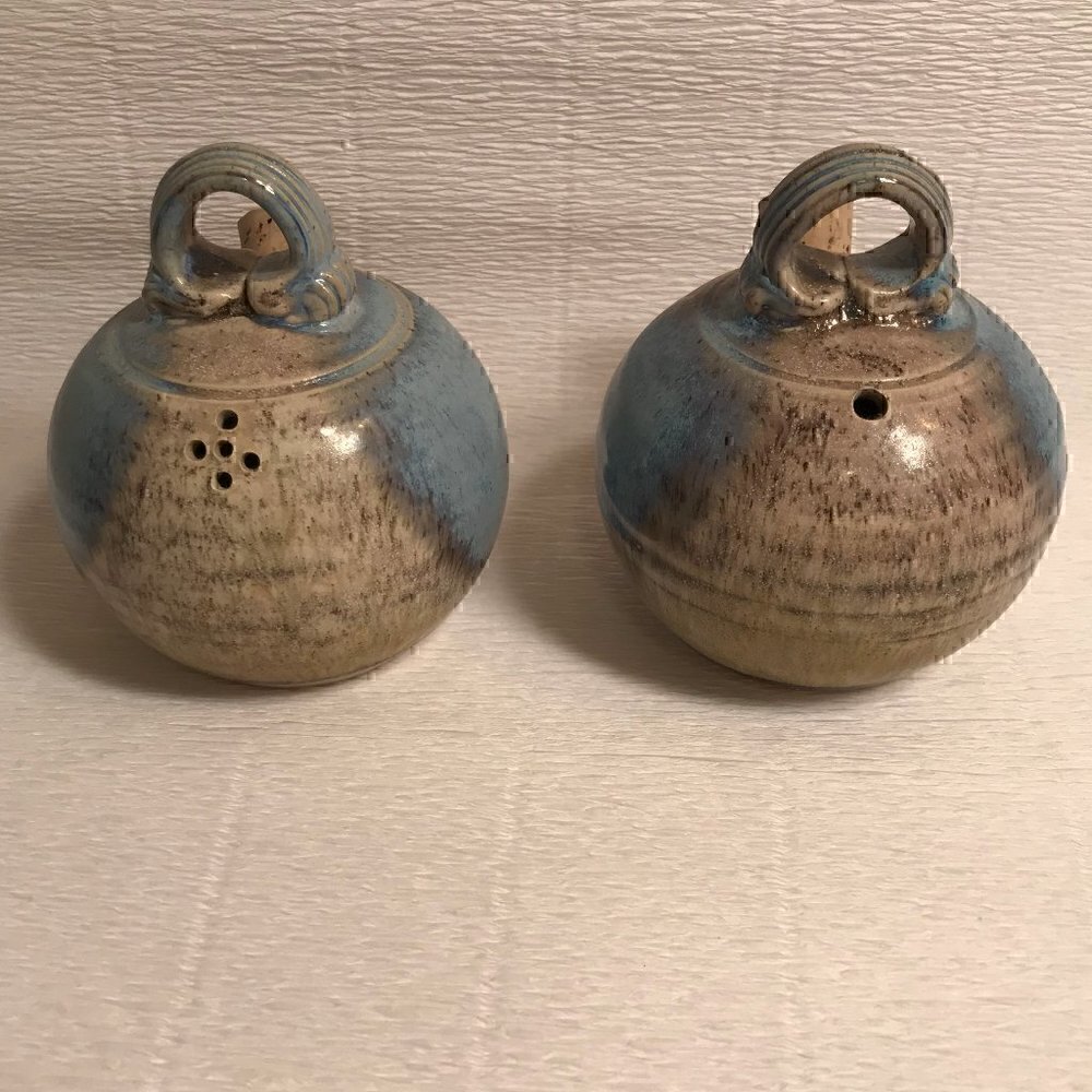 Artisan Ceramic Salt and Pepper Shaker Set - Blue Glaze - Picture 3 of 8